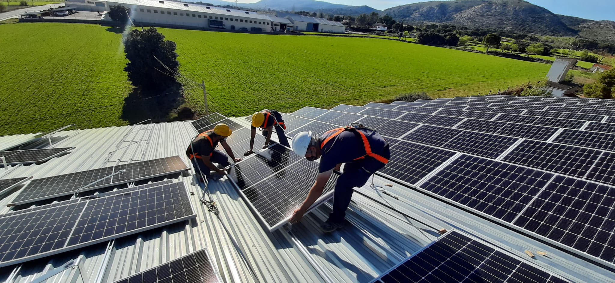 Baterías solares como complemento de instalaciones fotovoltaicas